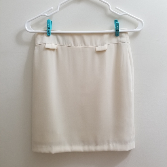 Yellowish white Pencil Skirt - Picture 1 of 2